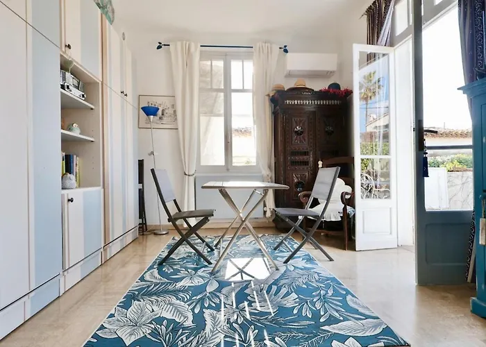 Tara - 4 Prs - Clim - 2 Min Plages 别墅 昂蒂布