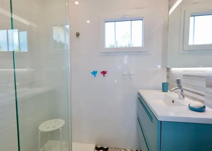 Tara - 4 Prs - Clim - 2 Min Plages 昂蒂布